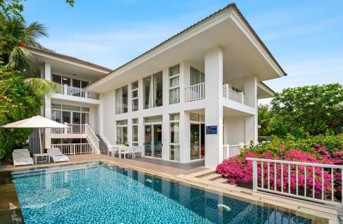 Ngu Hanh Son Villa | Beach Access Luxury Private Pool Villas at Premier Village Resort