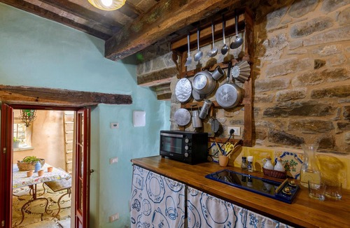 Montecopiolo Apartment | Beautiful apartment in Villagrande di Monteco