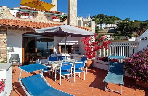 Fiaiano Apartment | Beautiful apartment for 5 people with WIFI, A/C, TV and terrace