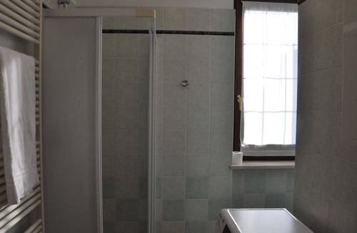 Cola Apartment | Beautiful apartment for 5 people with A/C, pool, WIFI, TV, balcony and pets allowed