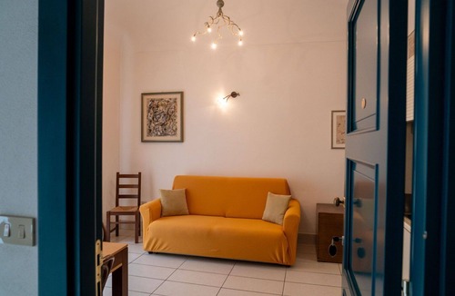 Ortona Apartment | Beautiful apartment for 4 guests with A/C, TV, balcony and pets allowed