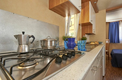Baia Domizia House | Beautiful apartment in villa for 5 people with WIFI, pool, A/C and terrace