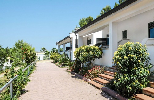 Montincello House | Beautiful apartment in villa for 6 guests with WIFI, pool, A/C, TV, terrace and pets allowed
