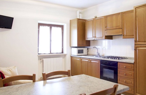 Bardolino Villa | Beautiful apartment in villa for 4 people with WIFI, pool, A/C and TV