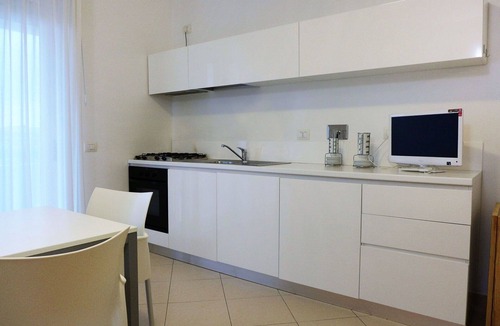Marina di Vasto Apartment | Beautiful apartment for 5 people with A/C, pool, WIFI, TV, patio and pets allowed