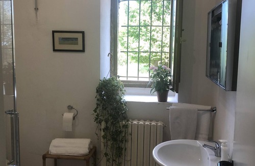Guardiagrele House | Beautiful historical stone farmhouse apartment, this year with a POOL!