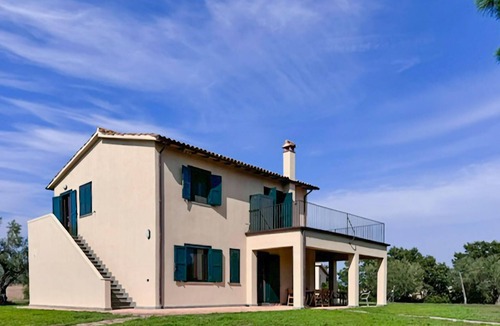 Montalto di Castro House | Beautiful home in Montalto di Castro