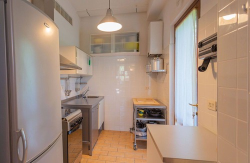 Mosciano Sant'Angelo House | Beautiful private villa for 10 guests with WIFI, private pool, TV, terrace and pets allowed