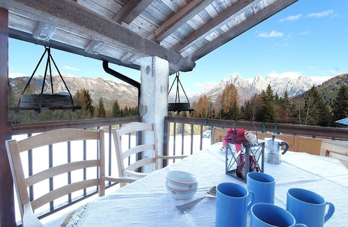 Transacqua House | Beautiful private villa for 4 people with WIFI, TV, balcony and pets allowed