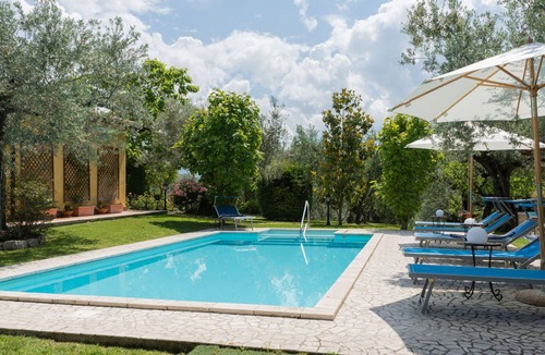 Fara in Sabina House | Beautiful private villa for 6 guests with private pool, A/C, WIFI, TV and patio