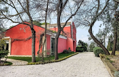 Spoltore Villa | Beautiful private villa with private pool, WIFI, A/C, TV, patio, pets allowed and panoramic view