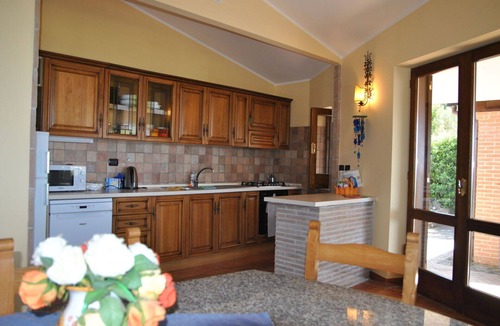 Itri Villa | Beautiful private villa for 11 guests with WIFI, A/C, pool, TV, patio and pets allowed