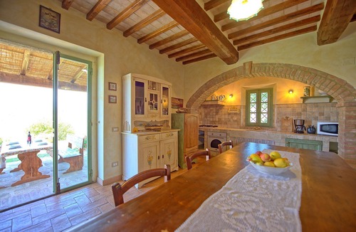 Trequanda Villa | Beautiful private villa with private pool, WIFI, TV, veranda, panoramic view, close to Montepulciano