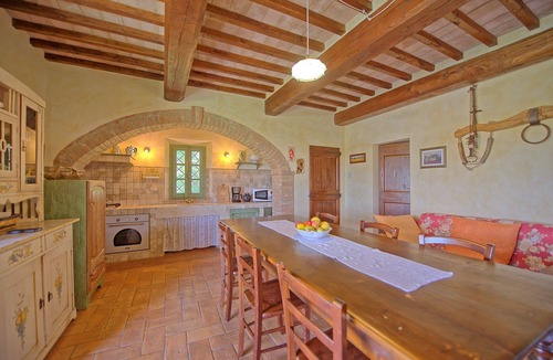 Trequanda Villa | Beautiful private villa with private pool, WIFI, TV, veranda, panoramic view, close to Montepulciano