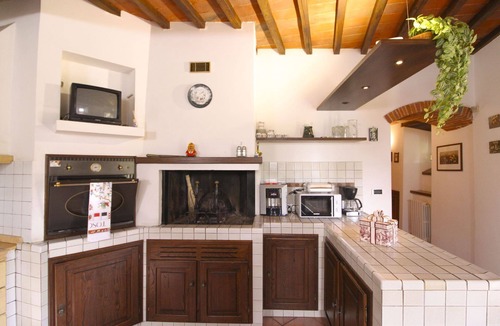 Subbiano Villa | Beautiful private villa for 10 people with A/C, private pool, WIFI and TV, close to Arezzo