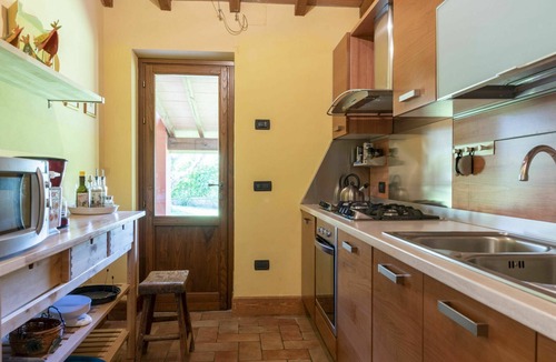 Vetralla Villa | Beautiful private villa for 8 guests with private pool, A/C, WIFI, TV and patio