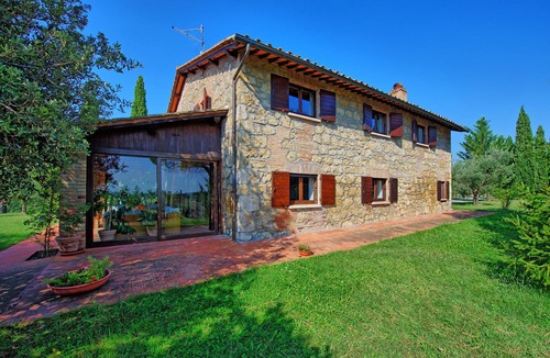 Cetona Villa | Beautiful private villa for 7 guests with A/C, private pool, TV and panoramic view