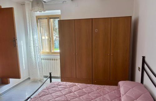 Mosciano Sant'Angelo Apartment | BeB Costa del Monte
