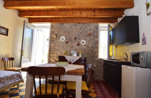 Maiori House | Bella Baia Glamping