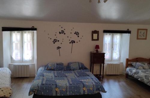 Montrol-Senard Bed & Breakfast | BELLA - chez Florence , chambres d'hôtes, Montrol Sénard