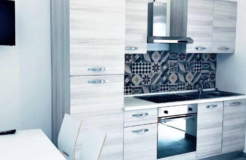 Baia degli Aranci Apartment | Belvilla by OYO Trilocale con balcone