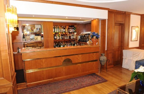 Velletri Hotel | Benito Al Bosco