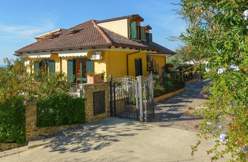 Santa Maria di Castellabate Villa | Biancolilla Apartment with terrace and sea view