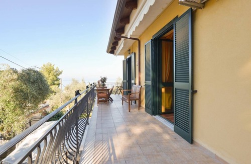Santa Maria di Castellabate Villa | Biancolilla Apartment with terrace and sea view