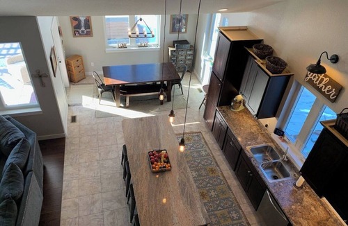 Hill City House | Black Hills 5 bedroom home with Hot Tub