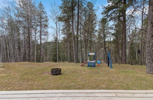 Lead House | Blue Pine Retreat