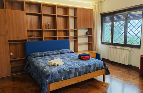 Albano Laziale Bed & Breakfast | Blue rooms an apartment in the woods into wellness & wilderness