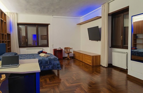 Albano Laziale Bed & Breakfast | Blue rooms an apartment in the woods into wellness & wilderness