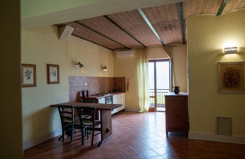 Villa Santa Maria Apartment | Bomba vista lago 8 by Interhome