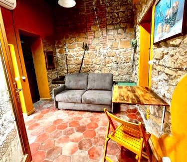 Rocca Massima Apartment | Borgo Castello Sidra SG