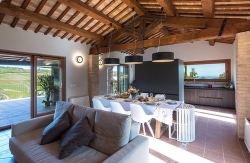 Monteprandone Villa | Borgo Da Monte 8, Emma Villas