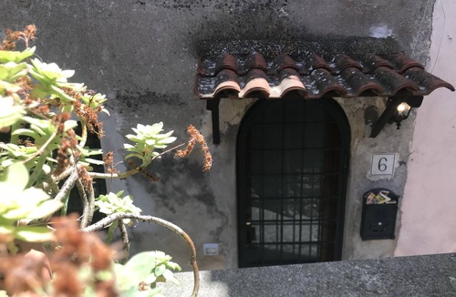 Lake Bracciano Apartment | Borgo Stays | Elegant Apartment in the Historic Center