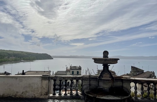 Lake Bracciano Apartment | Borgo Stays | Bright apartment near the lake