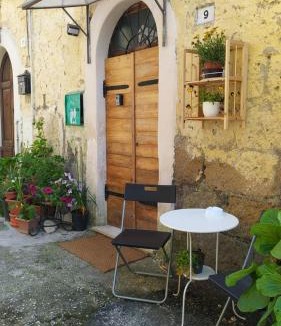 Calcata Bed & Breakfast | Botanica Calcata