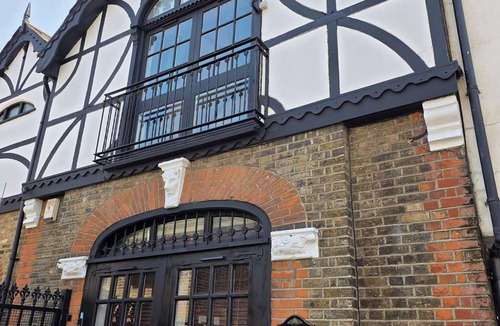 Valentines House | Boutique Dairy Conversion Near Ilford Station