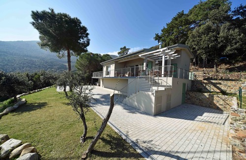 Bagno-Sprizze Villa | Brand new design villa with sea view