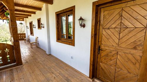 Breb House | Breb 335 Accomodation & Garden