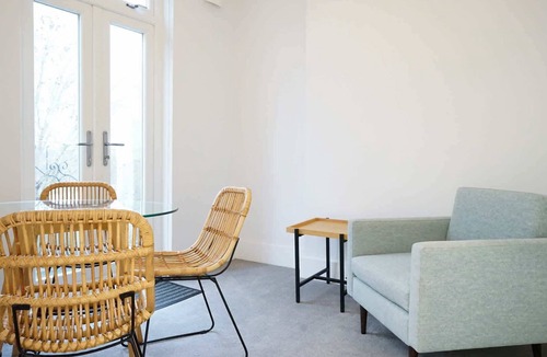 Dulwich Apartment | Bright 1BDR Flat between Forest Hill East Dulwich