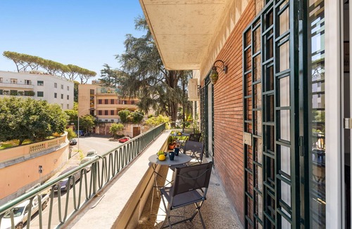Quartiere III Pinciano Apartment | Bright and Spacious 5BR Apartment in Pariol