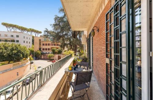 Quartiere III Pinciano Apartment | Bright Family 5BR Apartment in Parioli