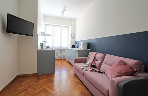Gianicolo Apartment | Bright house in Monteverde CIN IT058091C2CHPH36ZW