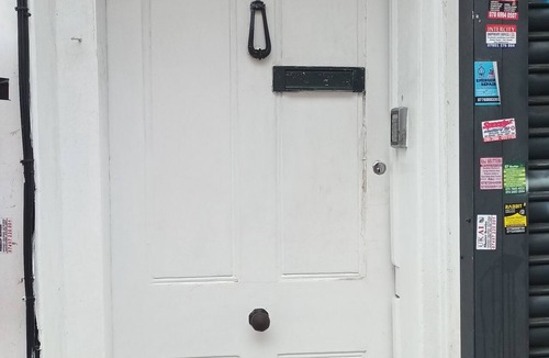 Somers Town House | Bright Studio Flat-Camden Town/King's Cross/Zone 1