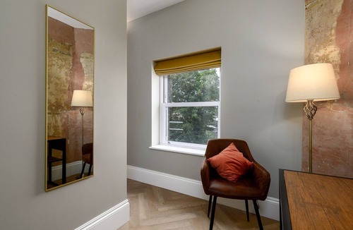 Ferndale Apartment | Brixton Lofts - Deluxe Studio (No.4)