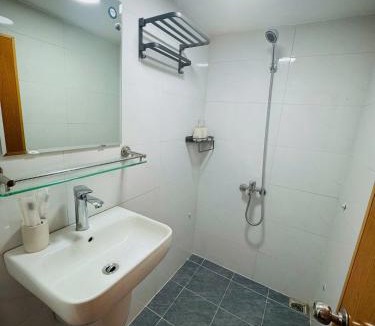 Hanoi Backpacker Quarter Apartment | Căn hộ 3 tầng 2 phòng ngủ