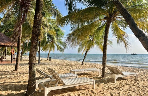 Ba Keo Hotel | Cửu Long Beach Phú Quốc