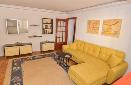 Timisoara Apartment | C Aire - Colorful Apartment